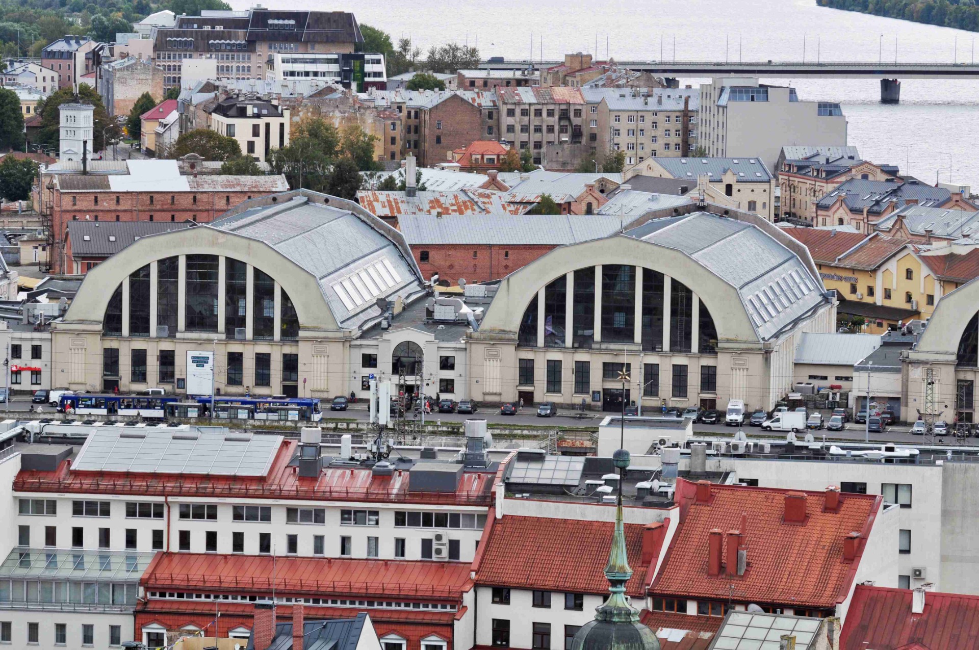 Dnešní tržnice v Rize. Foto: autor